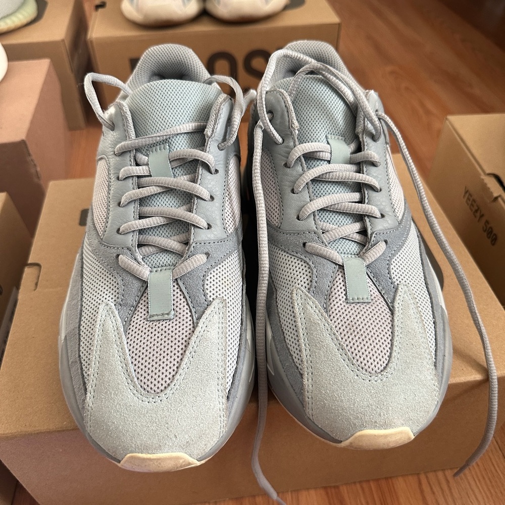 Yeezy 700 Inertia
